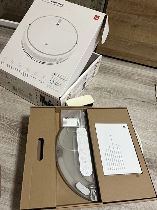 Продам робот пылесос