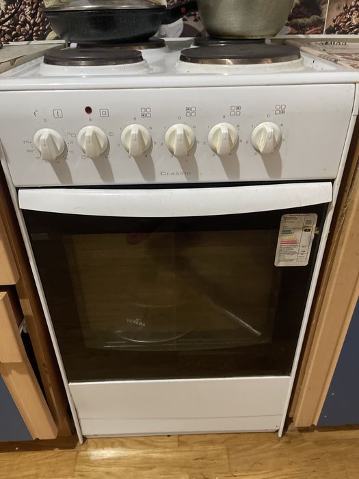 Продам газ плиту электрическая