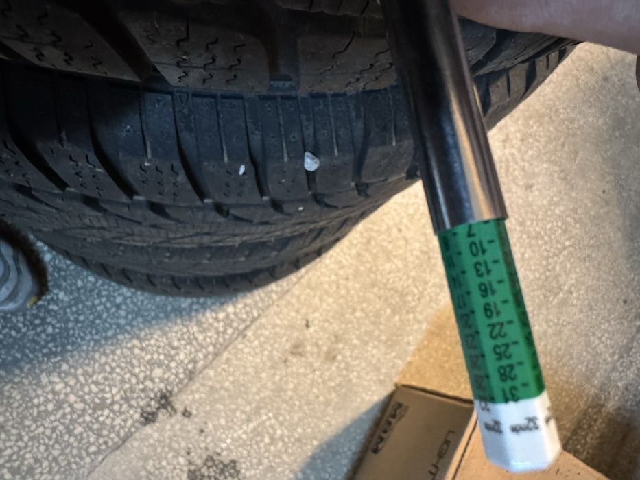 Roti de iarna Audi A4 205/60 R16 Dunlop Winter Sport