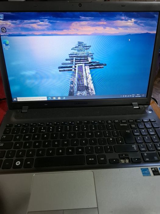Laptop Samsung i5