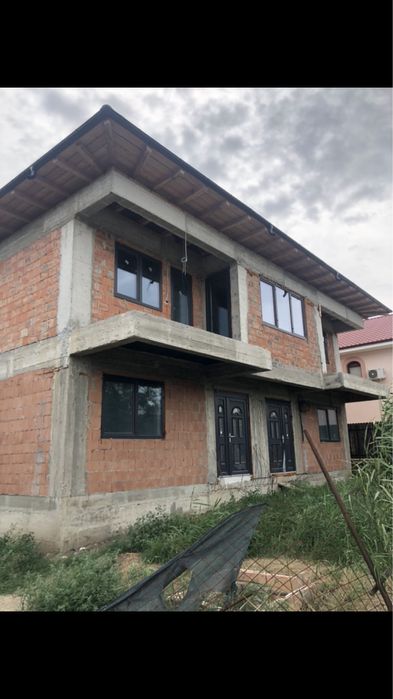 Casa duplex de vanzare