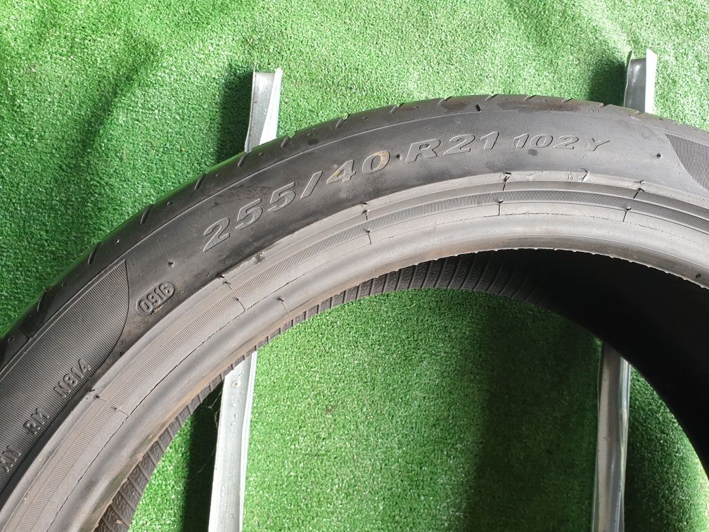 255 40 r21 Pirelli