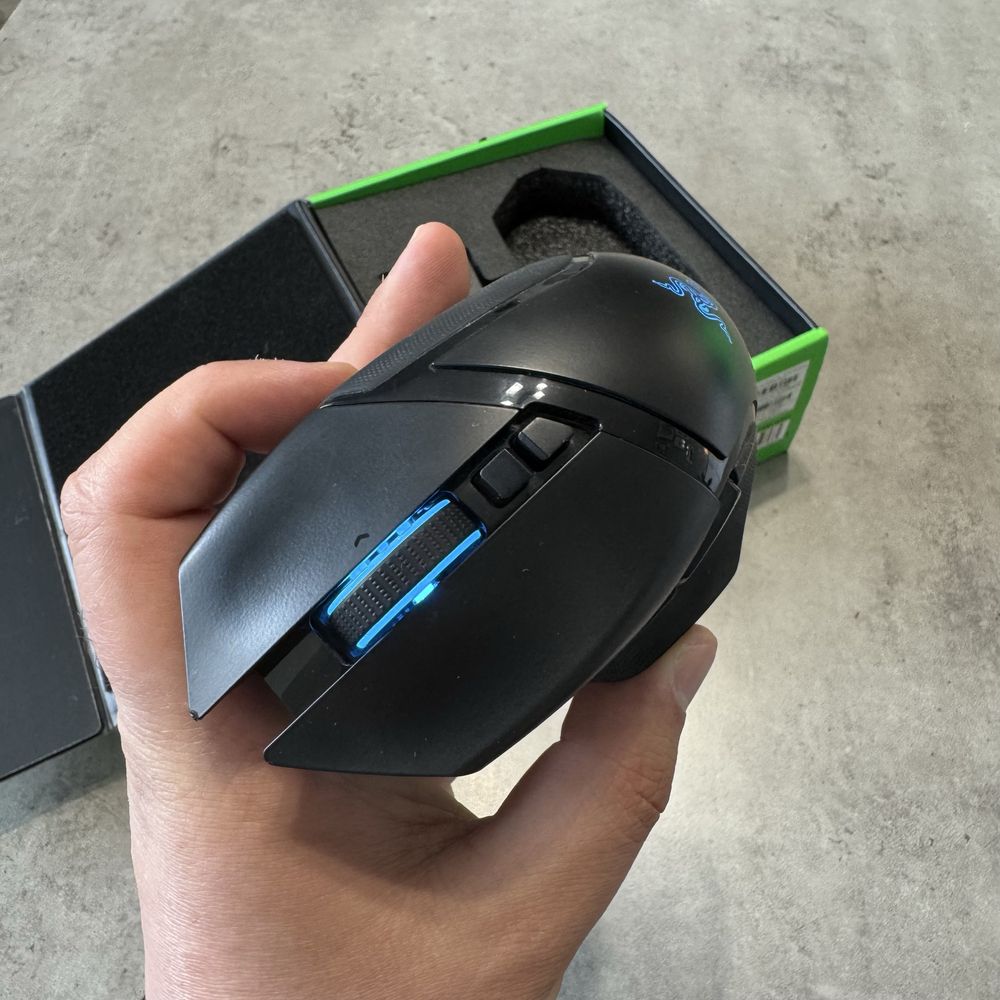 Razer Basilisk Ultimate + Dock