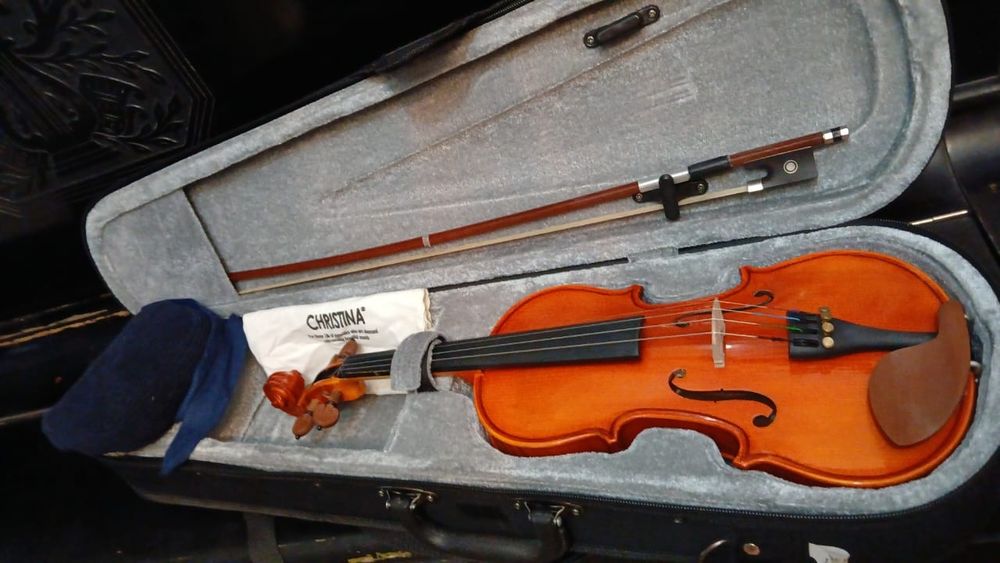 Скрипка "CHRISTINA-R", новая, размер 1/4, заводская, made in China