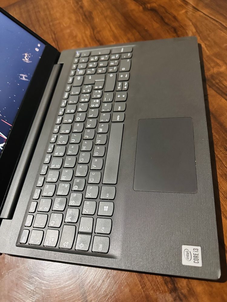 Lenovo noutbuk holati yaxshi core i3 aybi yuq narxi arzon