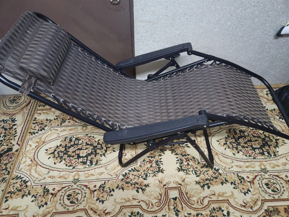 Новый КРЕСЛО шезлонг.