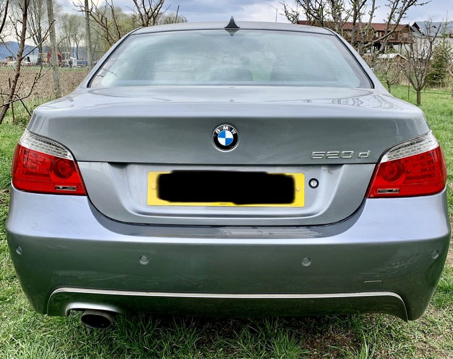 Dezmembrez bmw 520 e60