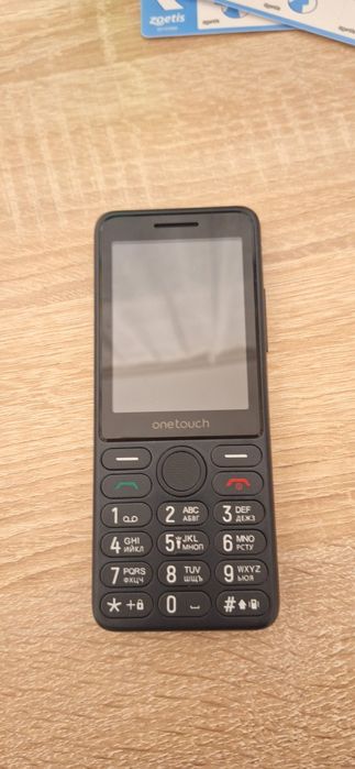 Неизползван телефон TCL