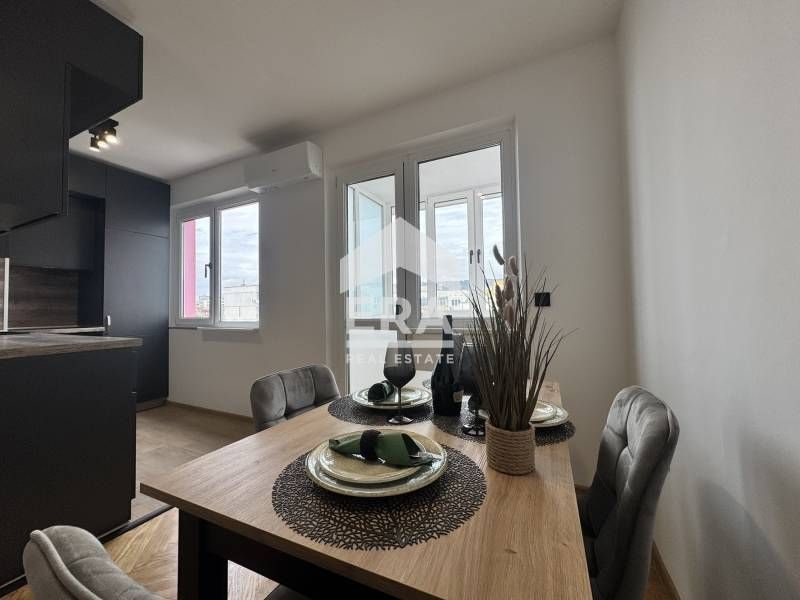 Продава се Четиристаен апартамент в Варна, Левски - 90 кв.м за 2523 €/кв.м - Снимка #11