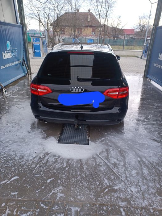 Vând Audi a4 2013
