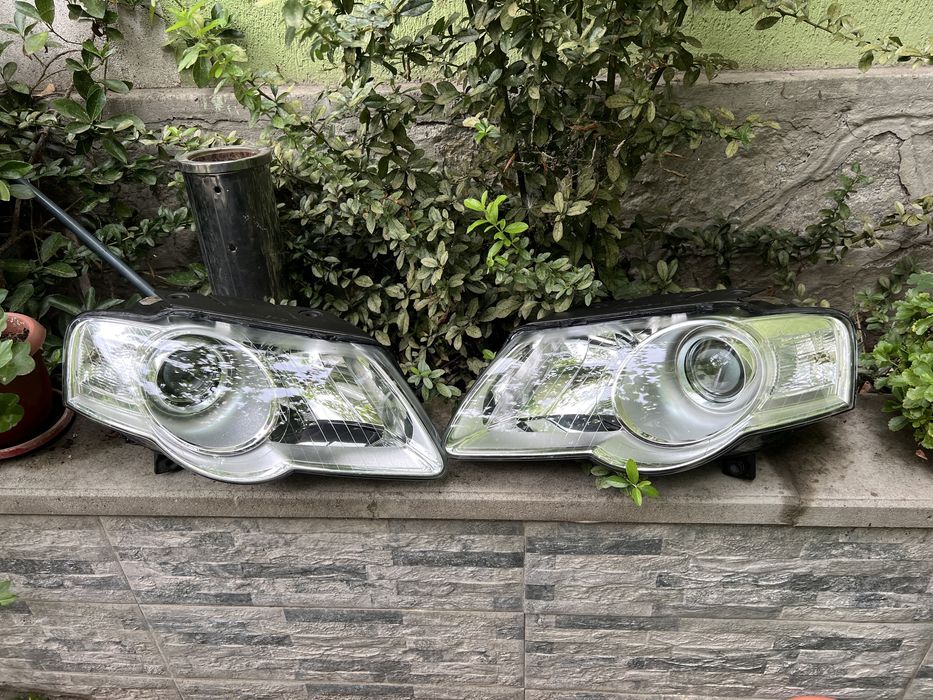 Faruri VW Passat B6 reconditionate