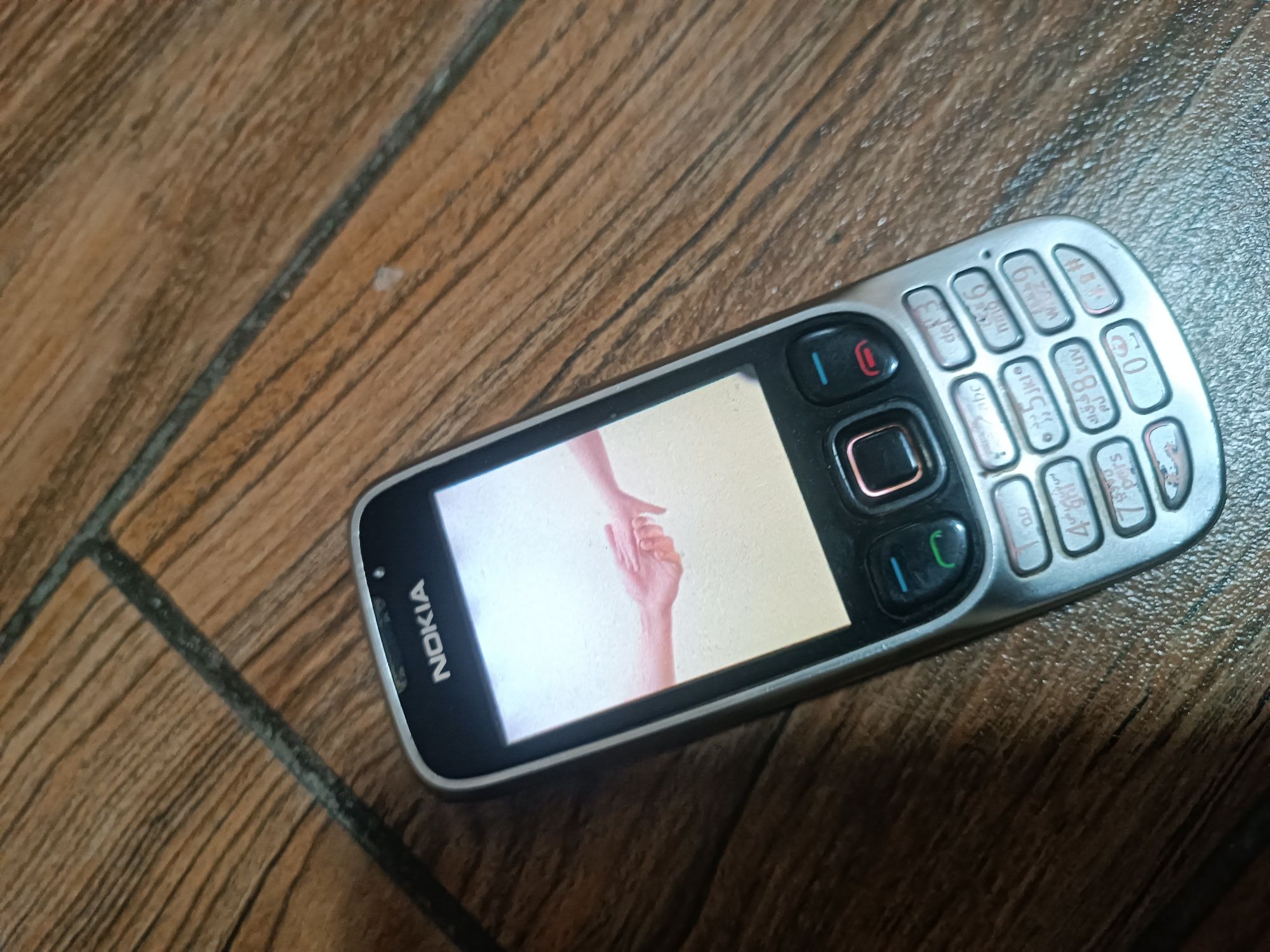 Nokia 1202 ; 101. Nokia 1280, 206