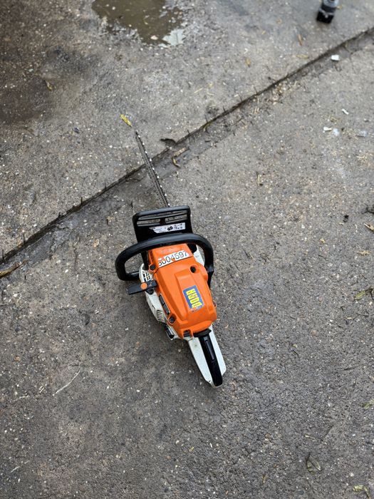 Vînd motosapa si drujba STHIL