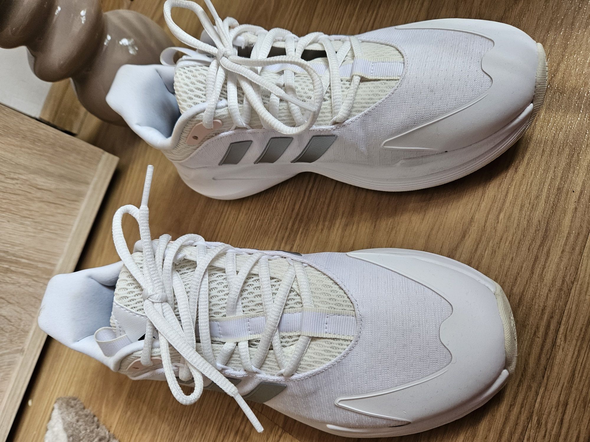 Маратонки Adidas AlphaEdge+