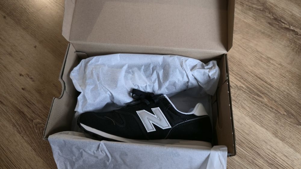 New Balance 373 Noi Adidasi Originali Nr. 43 In Cutie