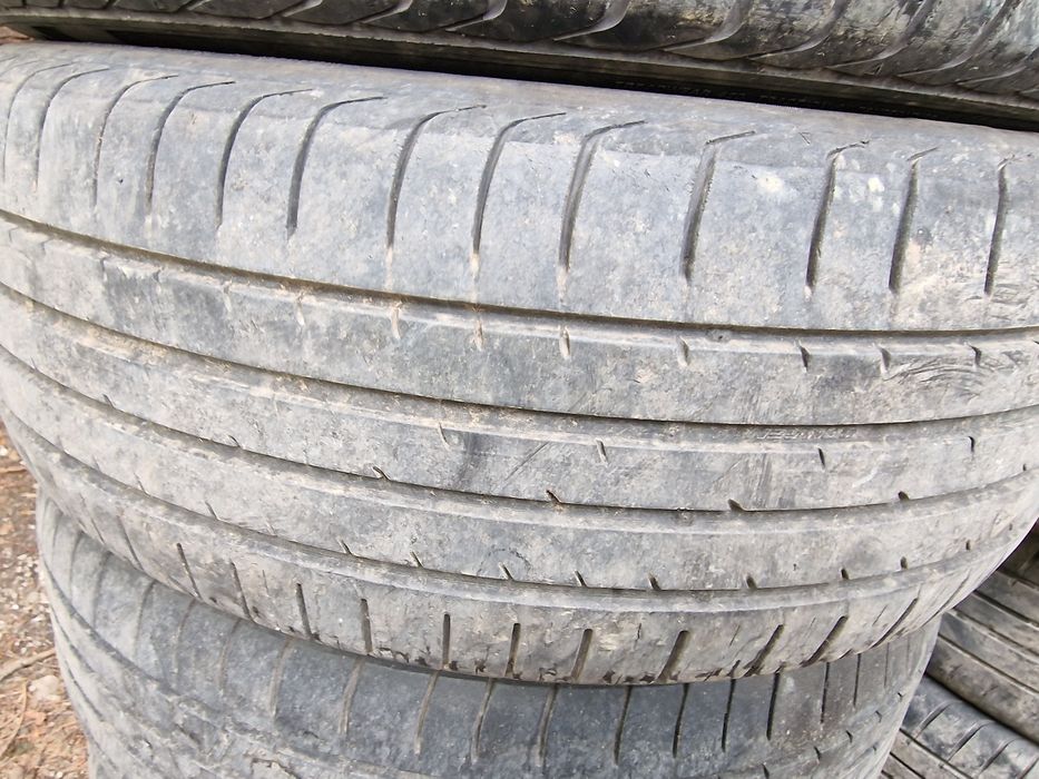 Гуми за джип или Сув-235/60/18-KUMHO