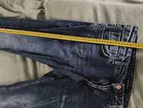 Blugi Guess că noi
