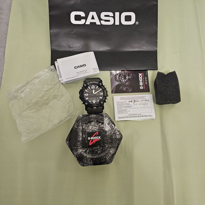 Часовник casio G-shock  GG- В 100