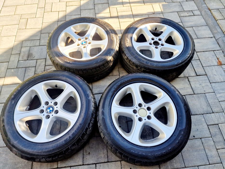 Jante originale BMW 18” cu anvelope iarnă 255/55 R18
