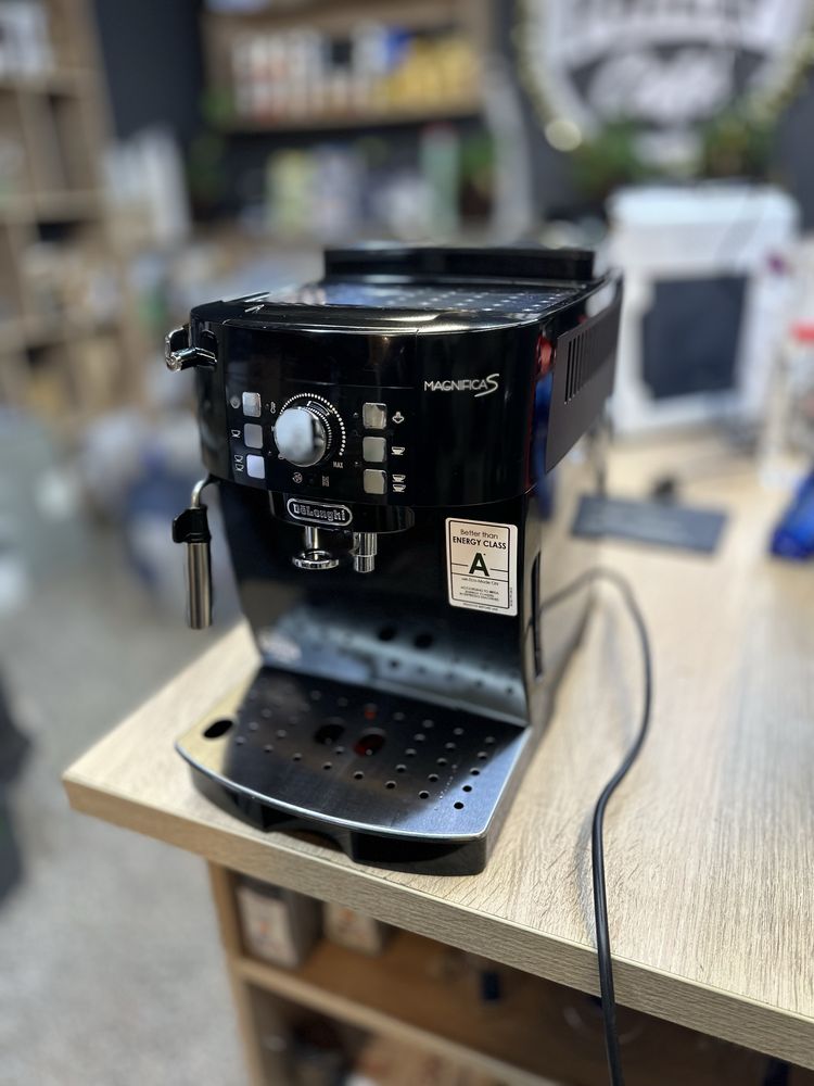 Espresor automat delonghi revizionat