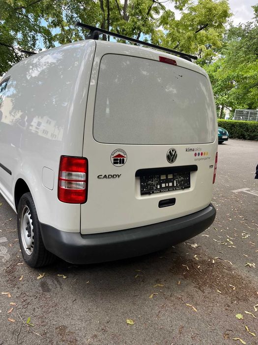 Vând Volkswagen Caddy