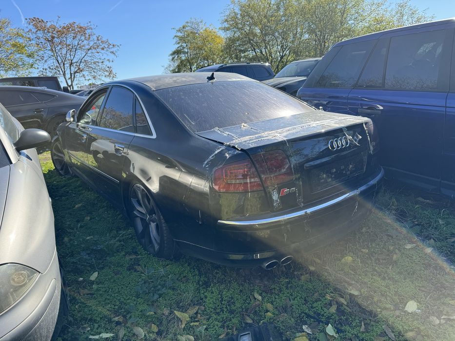 Audi S8 2009г Цяла и за Чати