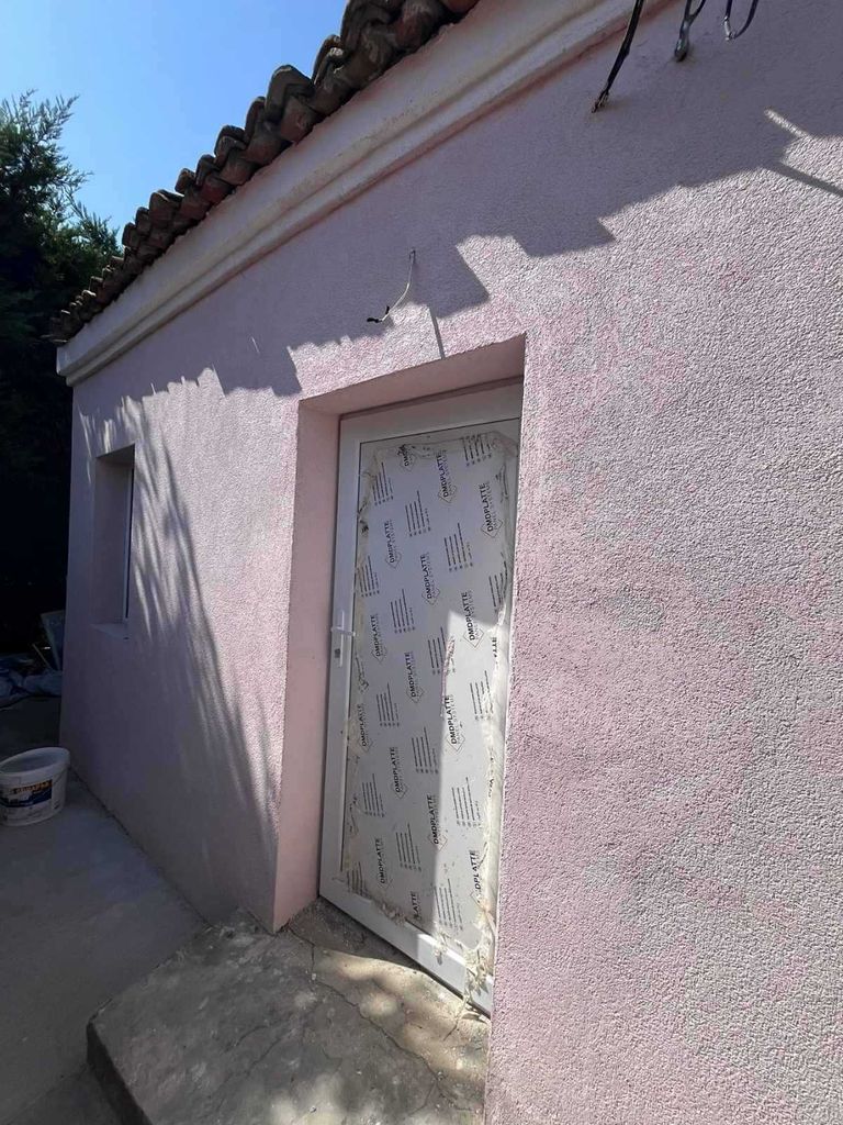 Продава се Къща в Добрич, Център - 41 кв.м за 1717 €/кв.м - Снимка #14