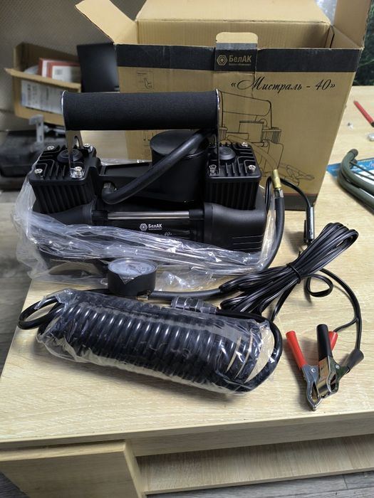 Автомобильный новый компрессор двухпоршневой Мистраль 40