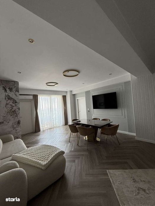 Vând apartament 3 camere