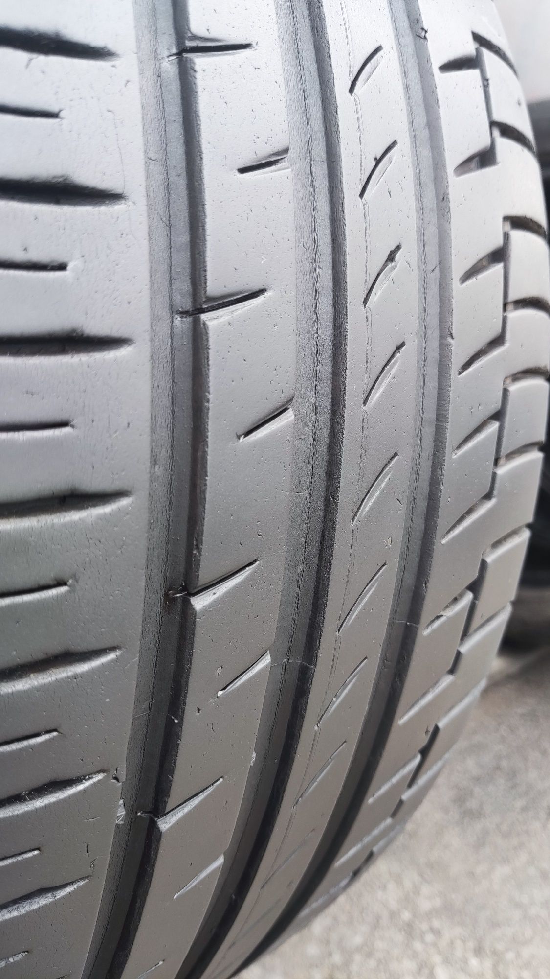4бр. летни гуми 225/45/17 Continental Premium Contact 6
7mm
dot23
Добр