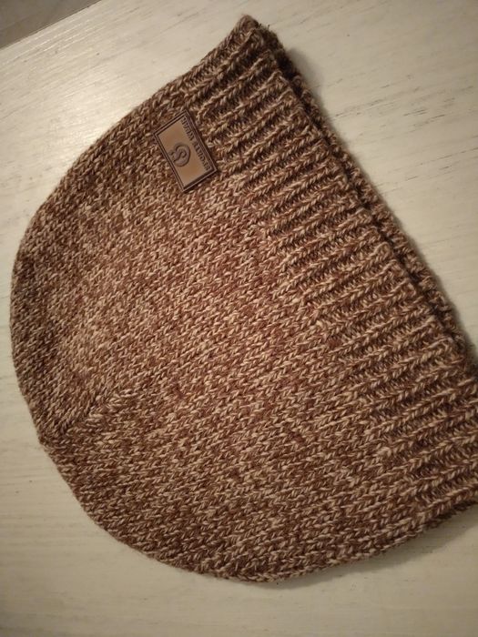 зимна шапка от Холандия