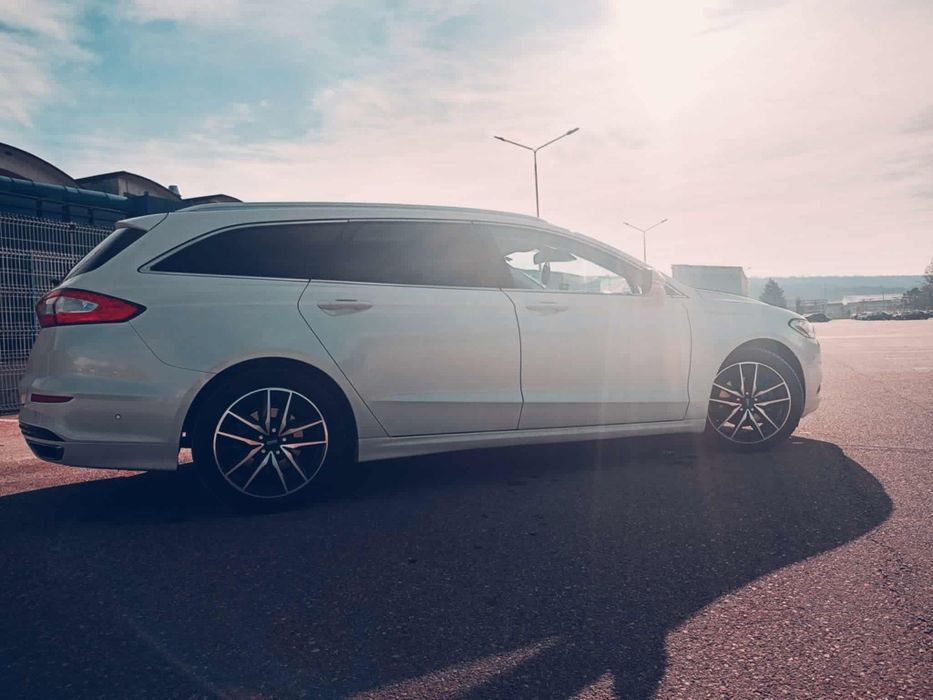 Vând Ford Mondeo MK2 5