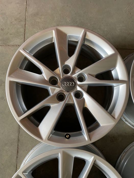 Jante 16 Originale Audi A1, A2, A3, A4, A6, Vw Passat, Golf, Touran