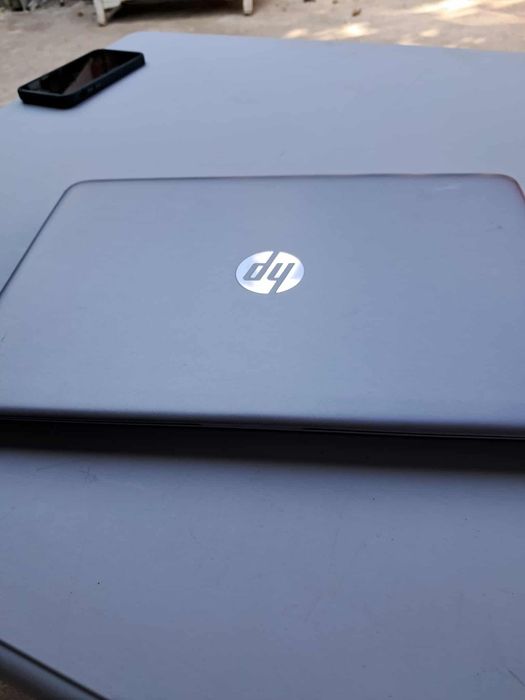 Laptop hp i5 nou