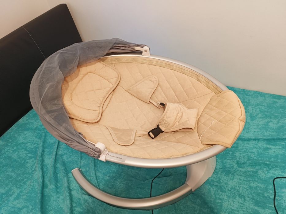 Leagan electric multifunctional pentru bebelusi