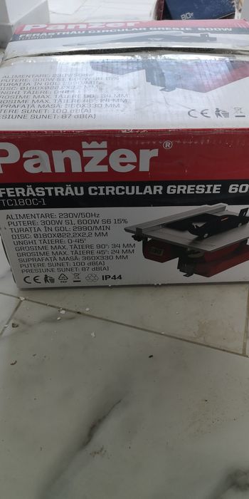 Mașină tăiat faianță/gresie
