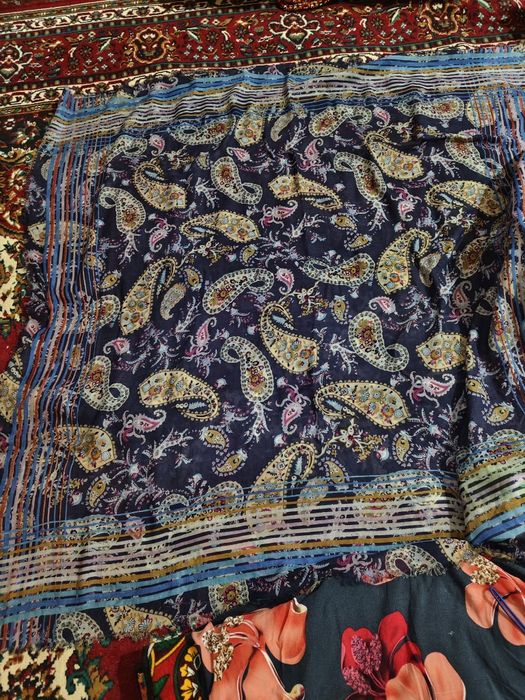 Продается платок