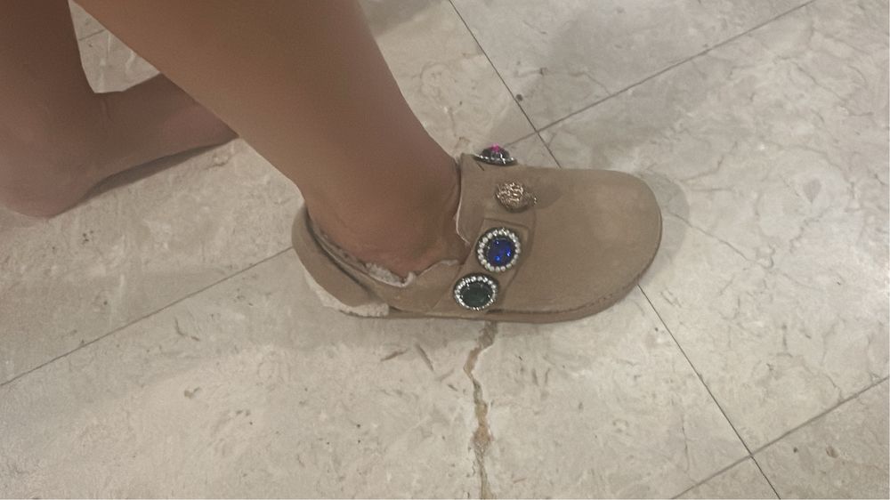 Vand papuci imblaniti Kurt geiger