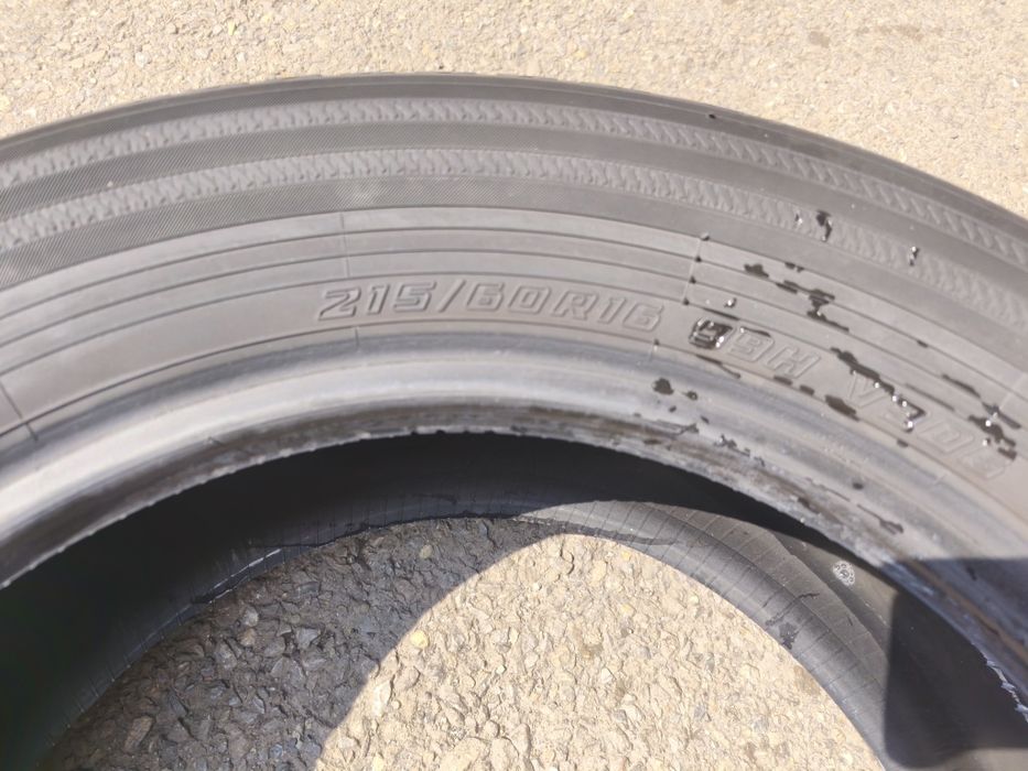 215/60/16" 2бр Yokohama blue earth winter,dot1023,6mm