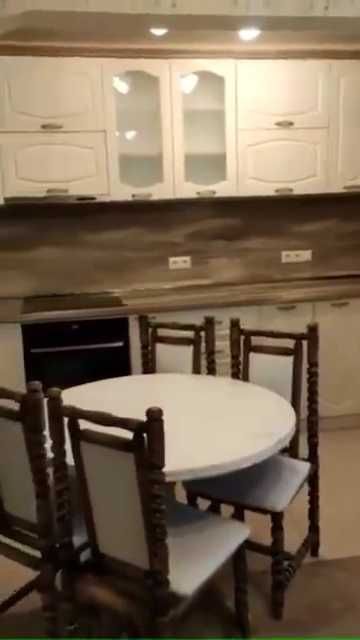 Дава се под наем Двустаен апартамент в Бургас, Възраждане - 60 кв.м за 408 € - Снимка #1