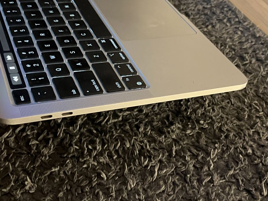 Macbook pro 2020 13-inch. Коментар по цената.