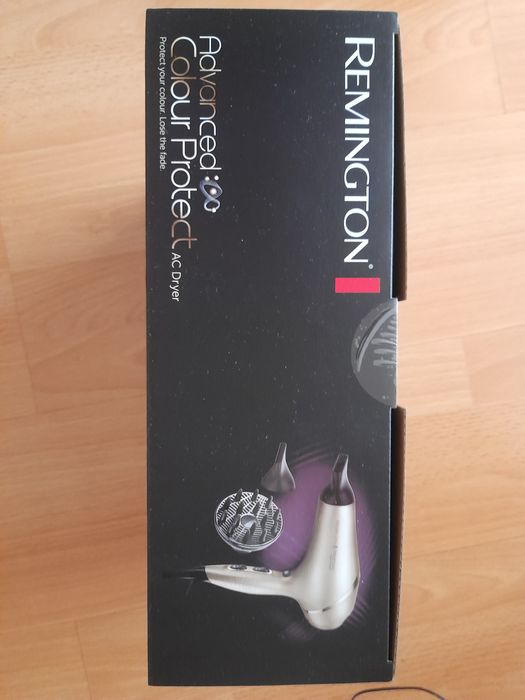 Uscător de păr Remington Advanced Colour Protect