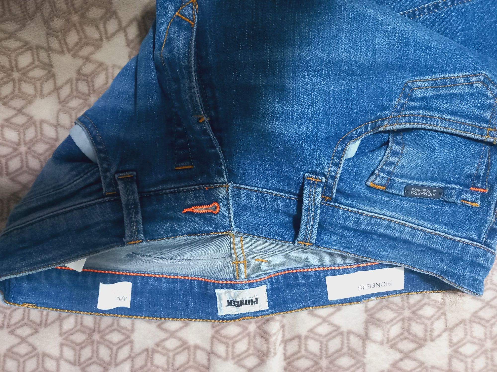 Blugi Pioneer Authentic