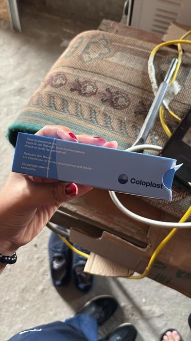 Продам мочеприемники, герметика.