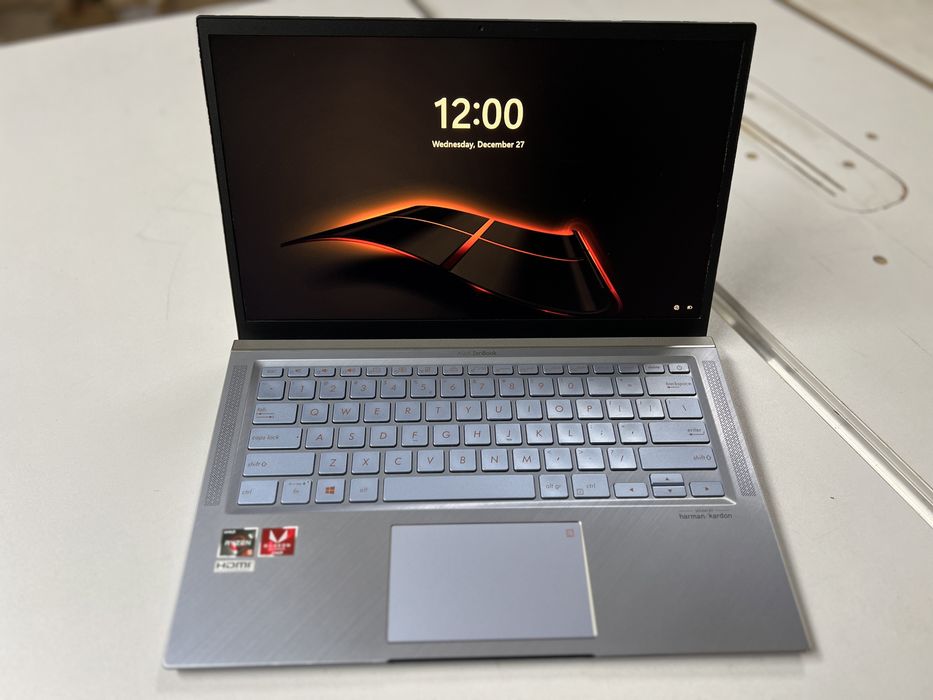 Laptop Asus Zenbook