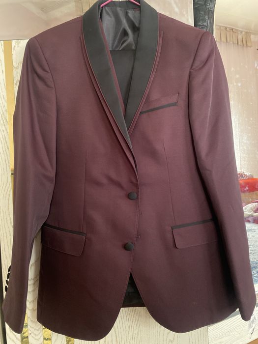 Продам Костюм тройка из Турции