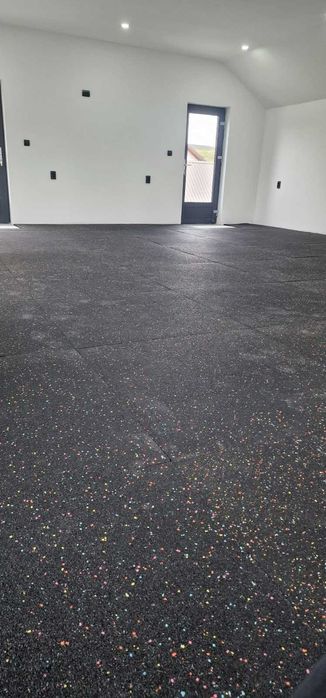 Pavele din cauciuc, dale cauciuc, pavaj cauciuc, sala fitness