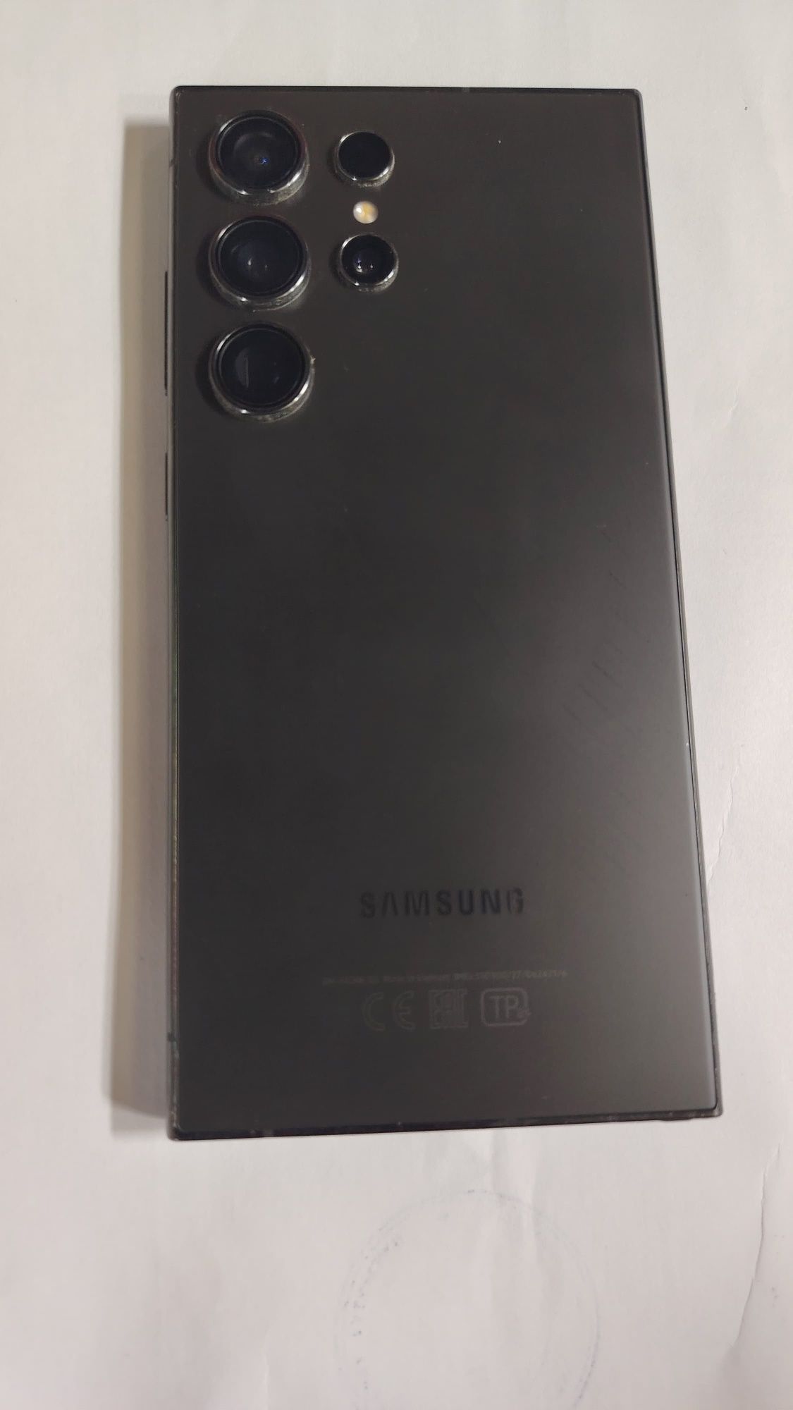 Продам Самсун s 24 ultra, в отличном состоянии