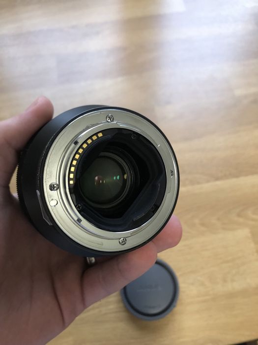Obiectiv sony 85mm F1.8 FE