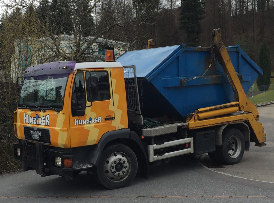Inchiriere container skip pubela pt. gunoi moloz deseuri bena haba